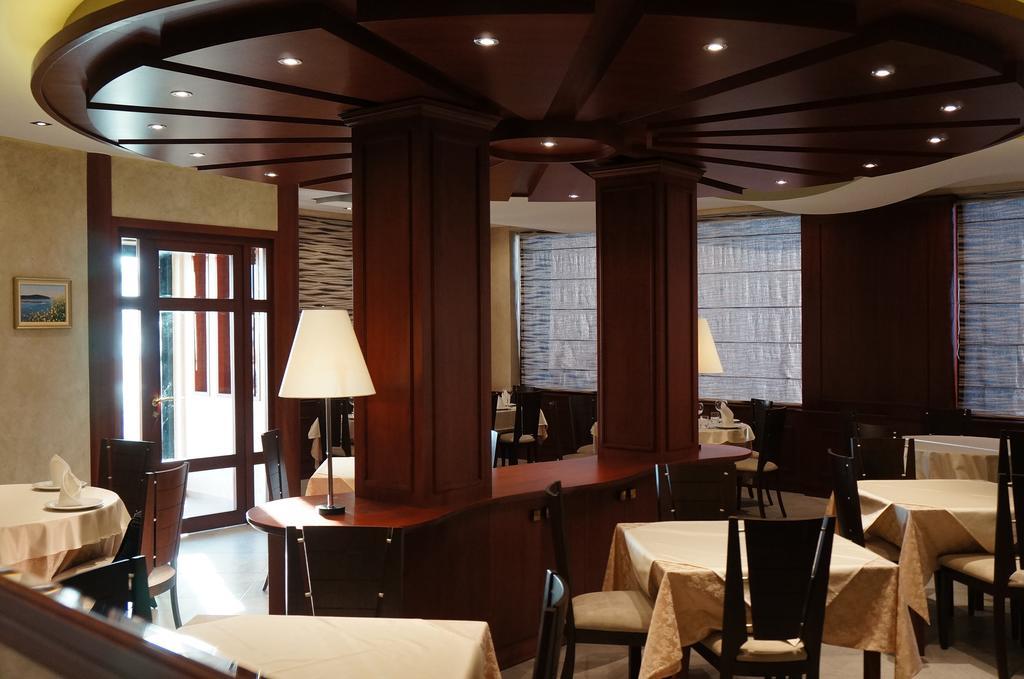 Hotel Primavera Vlore Ngoại thất bức ảnh